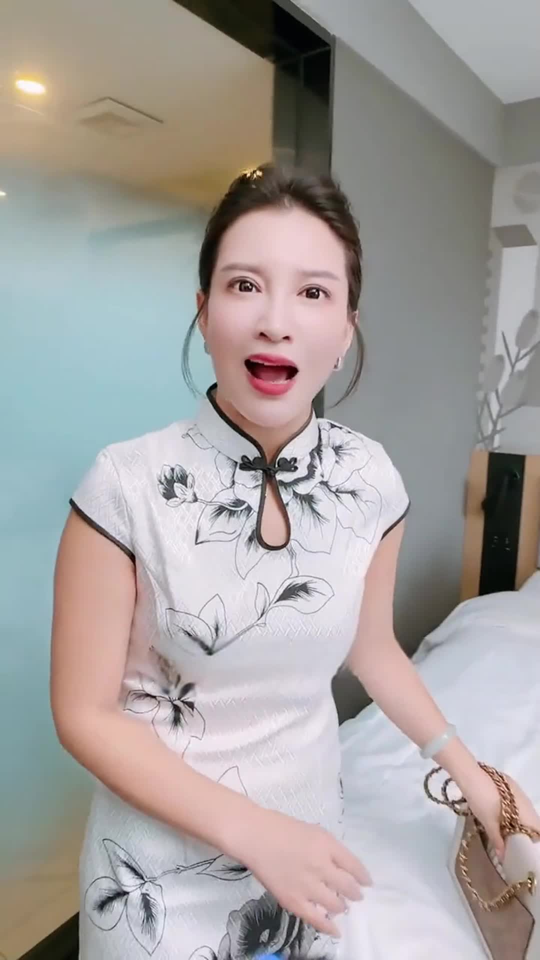 6837ce2a7794dcec1c843b7c