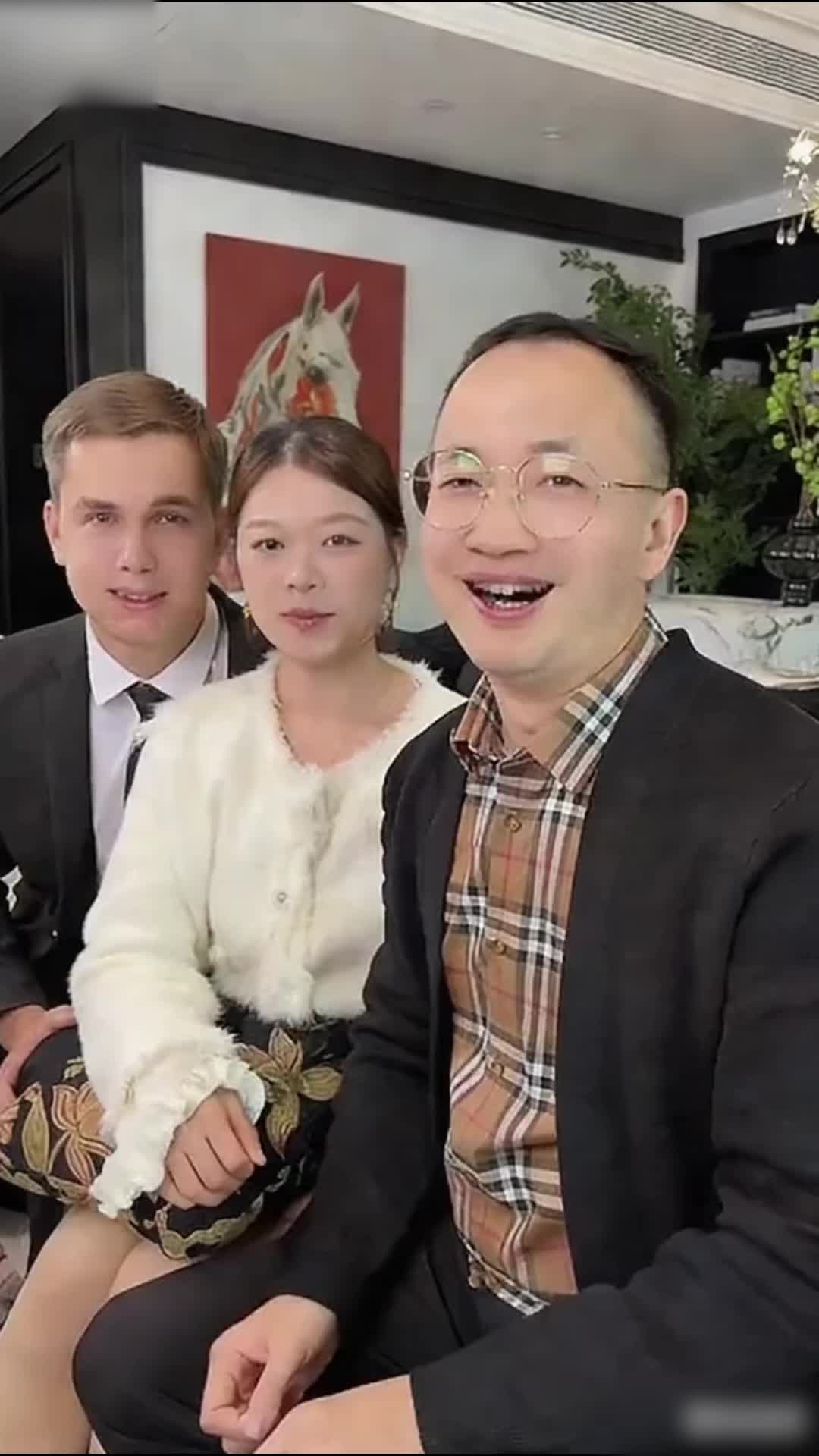 694112498138b10065a7ef23