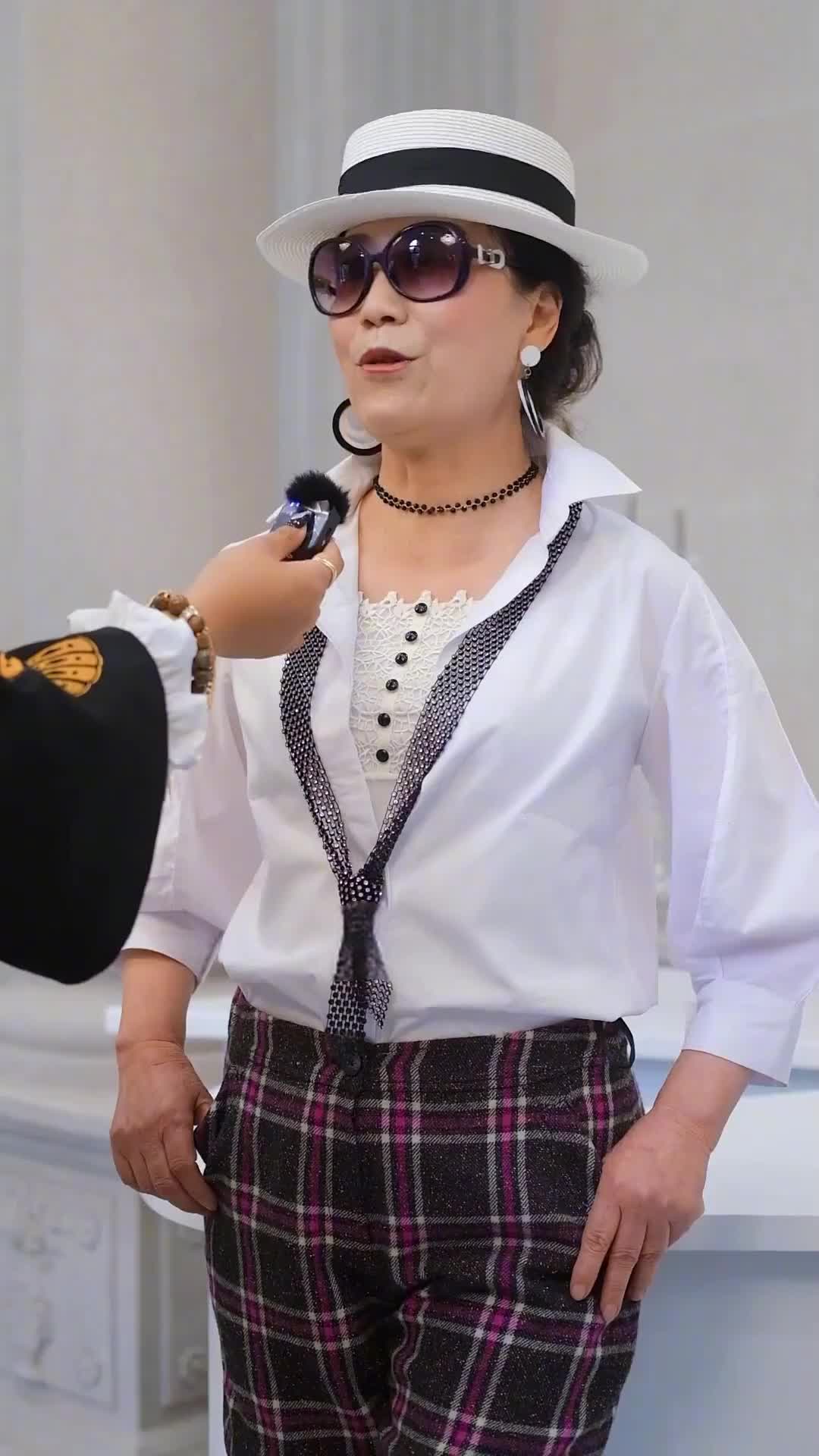 695b5d8e33f53d0065bb669e