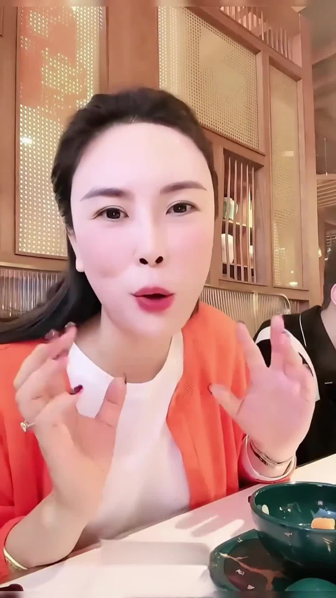 6863a3234618a589e2b843b2