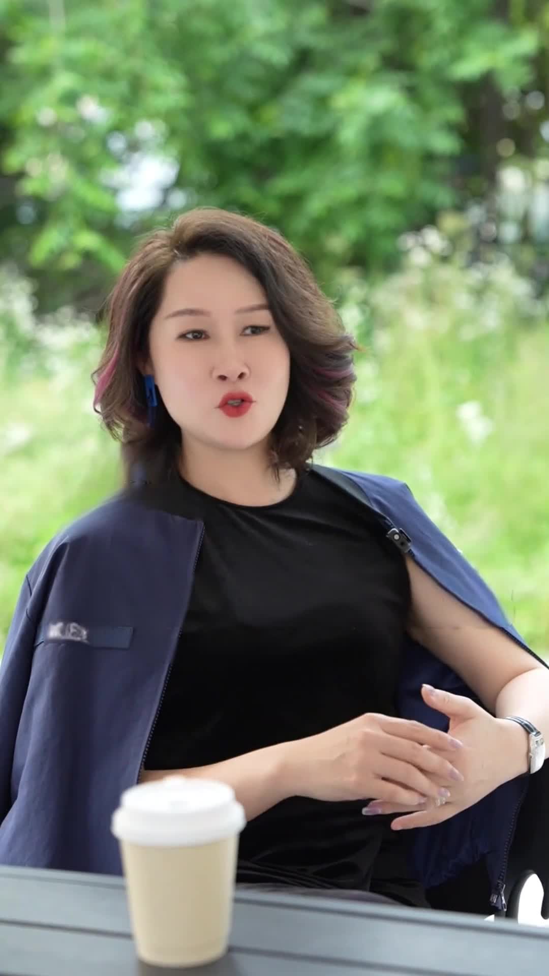 689c4d795e5f8300426ee412