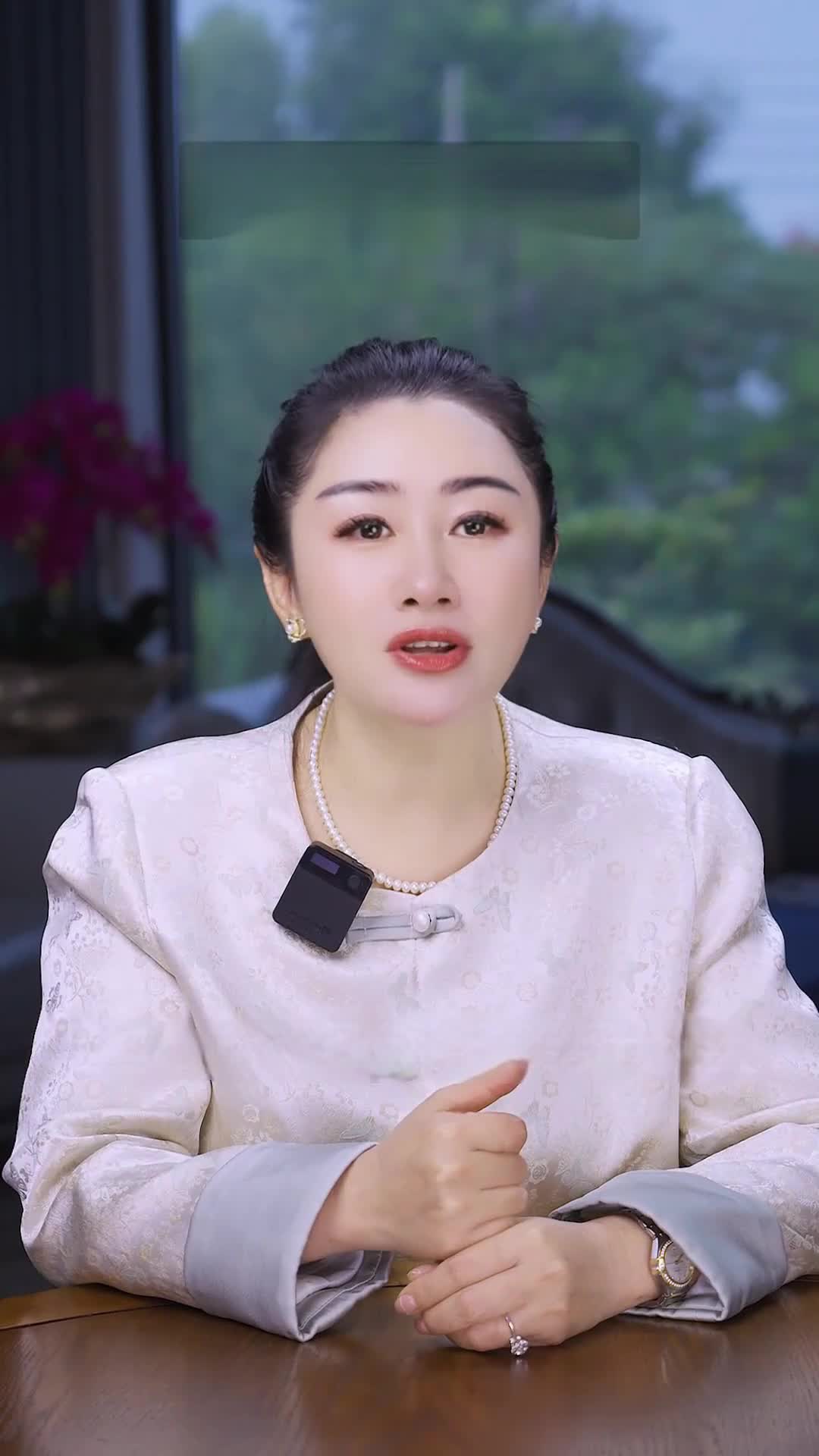 6805ff6fb808f35fbaacd071