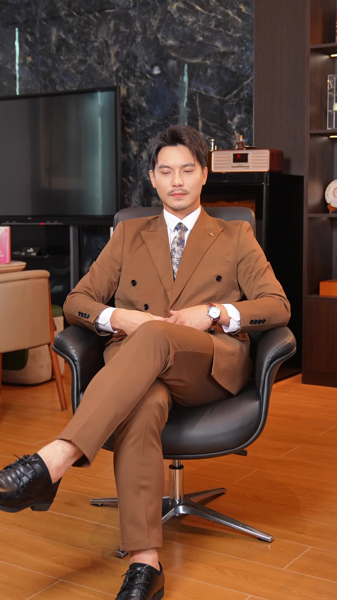 689087d6a1368f003cb2a80a