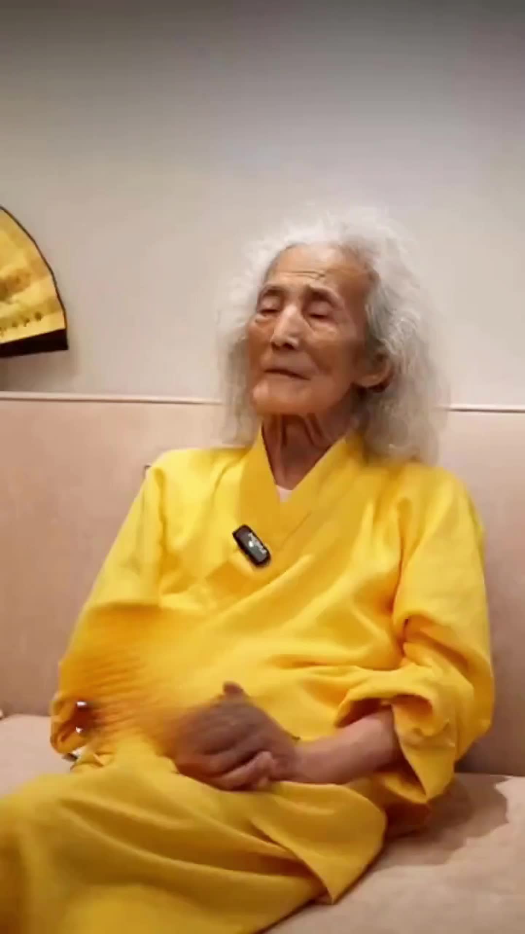 67ff7ac35aec21dc1eb087e6