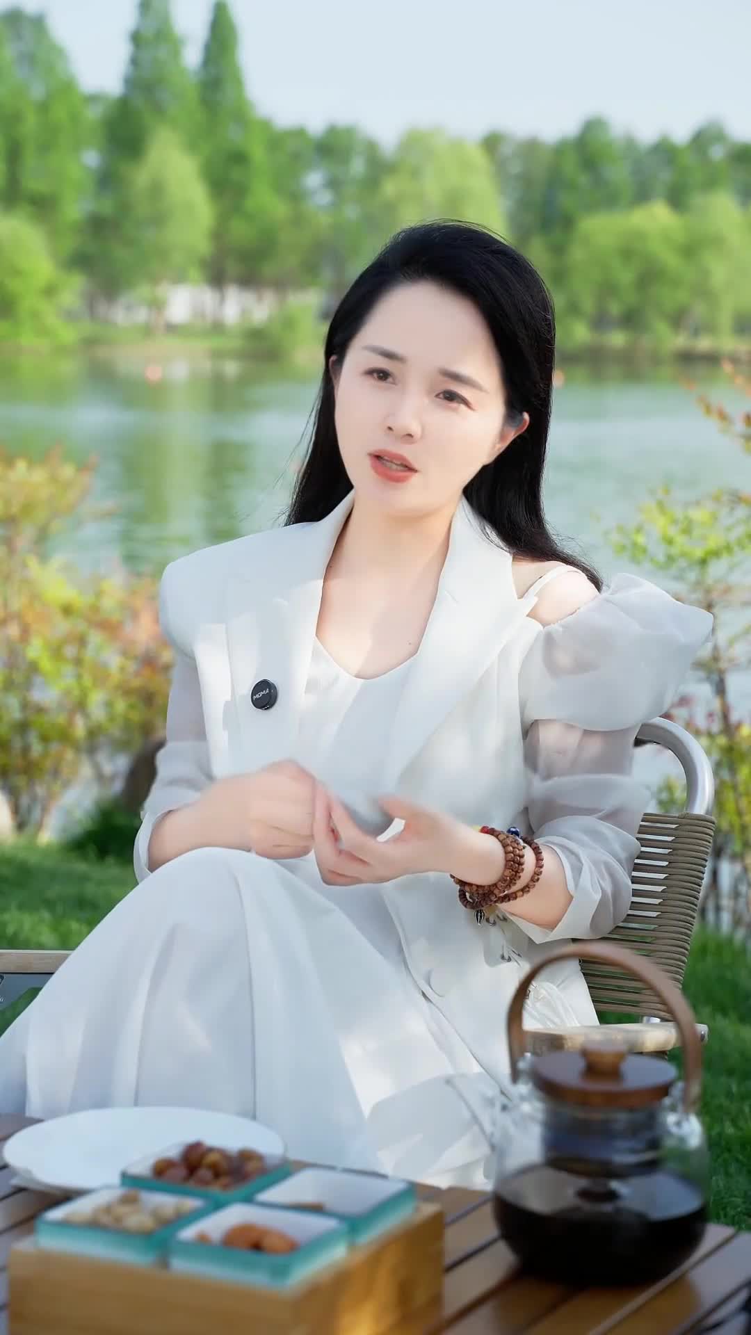 68495a4bbb03581810b53051