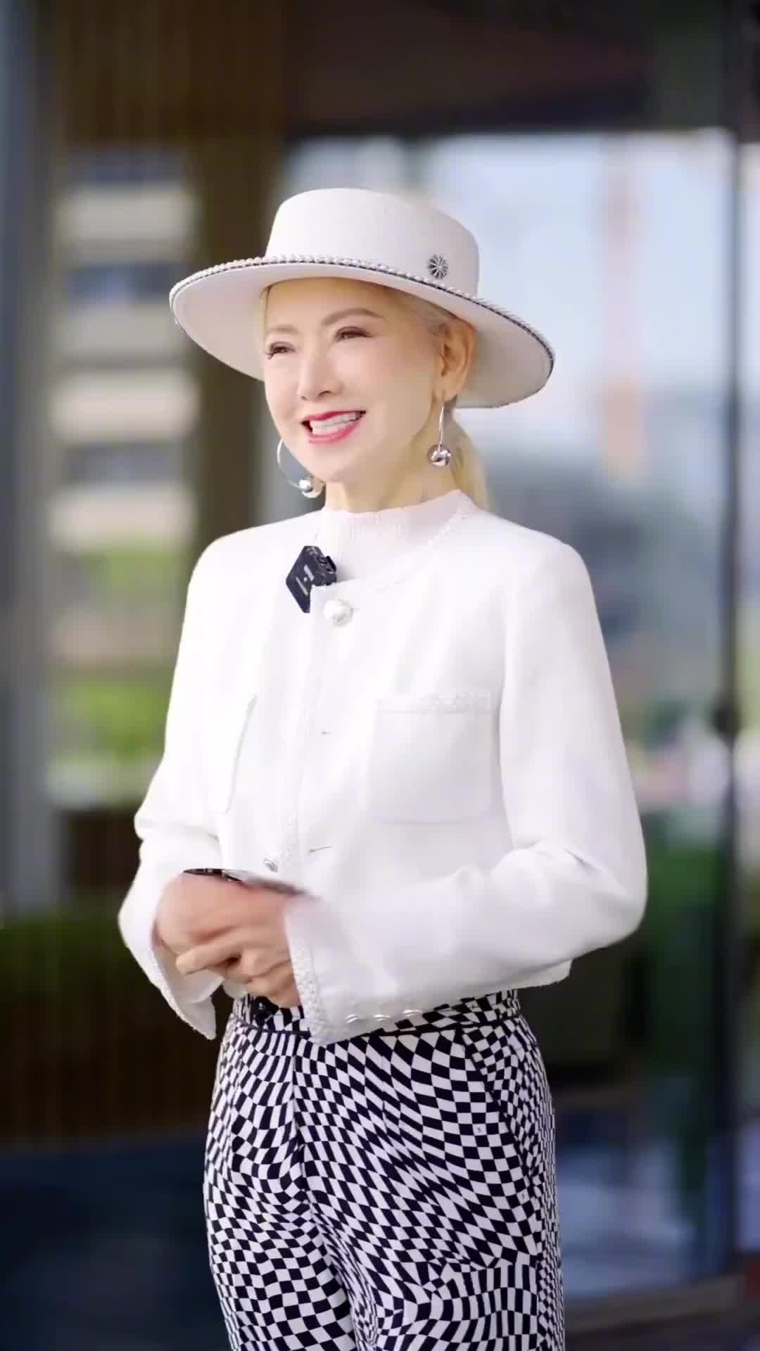 693688b6e073300059111923