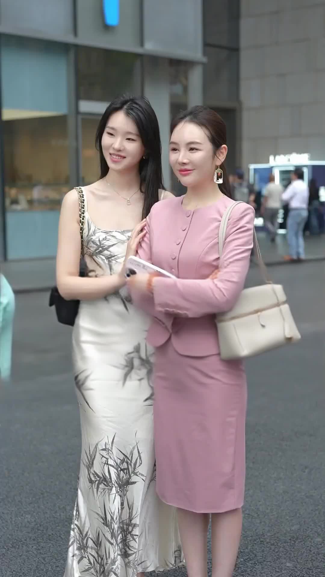 6930035ab908580060680a5c