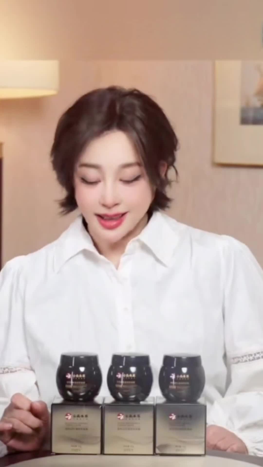 684aaa5128bab21bd599418e