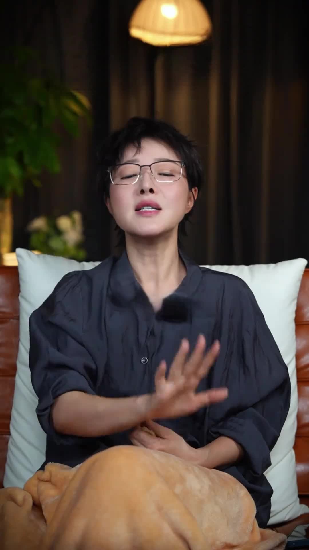 687b8ef8db7ede003c041162