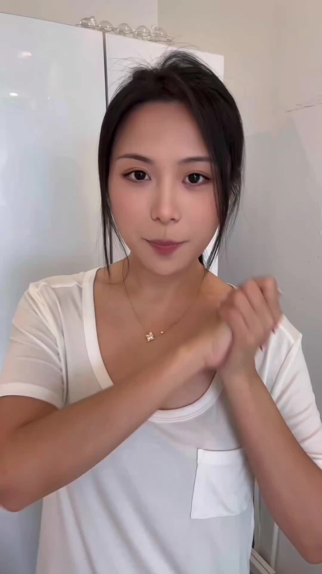 689997b32fa392003b1eb826