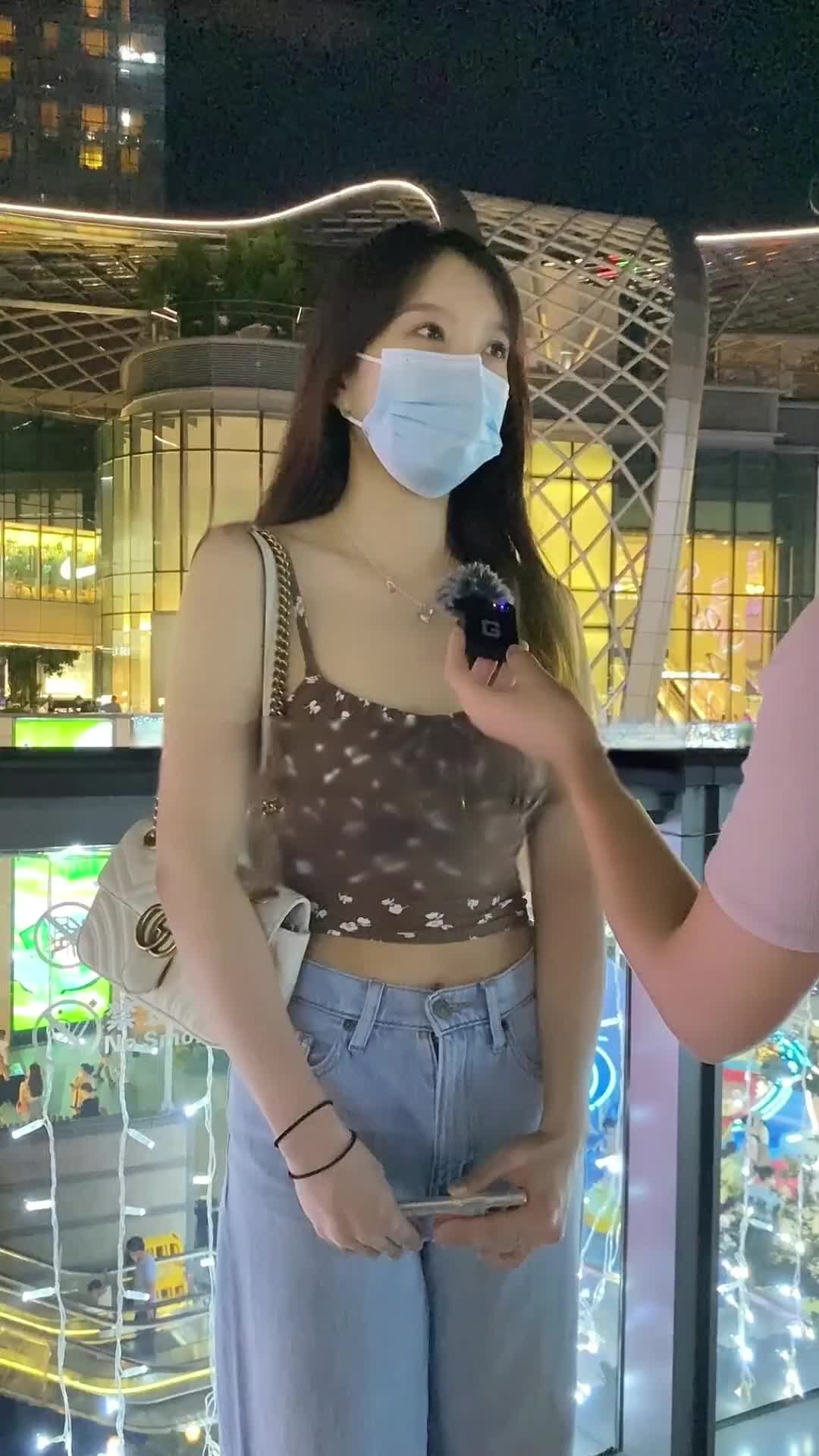 6824015b561baf2124989011