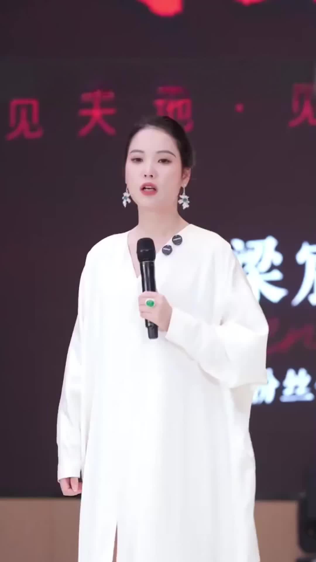 699e6f081c3c6b005a4bb68f