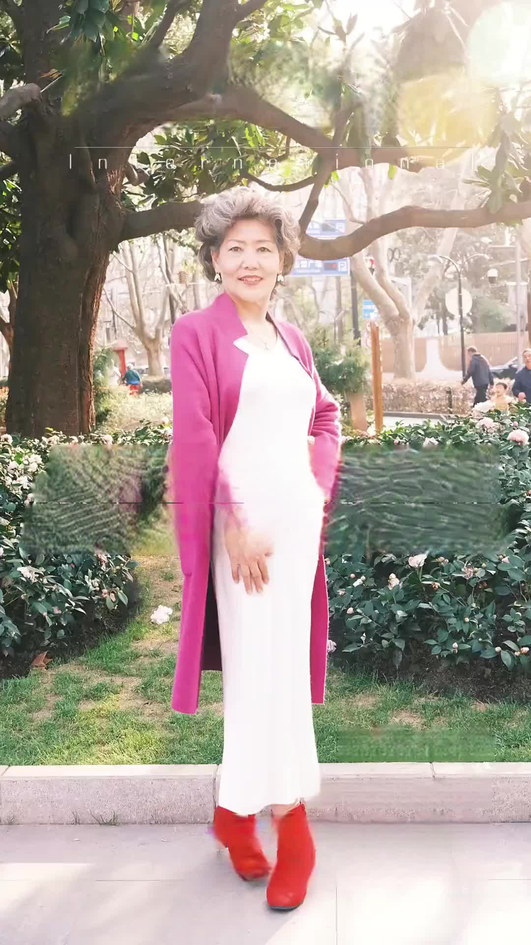 6849259ebf17daa85e3ddfd5