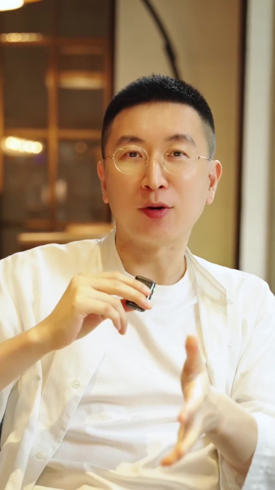 69032f577e122d003bccd4e1