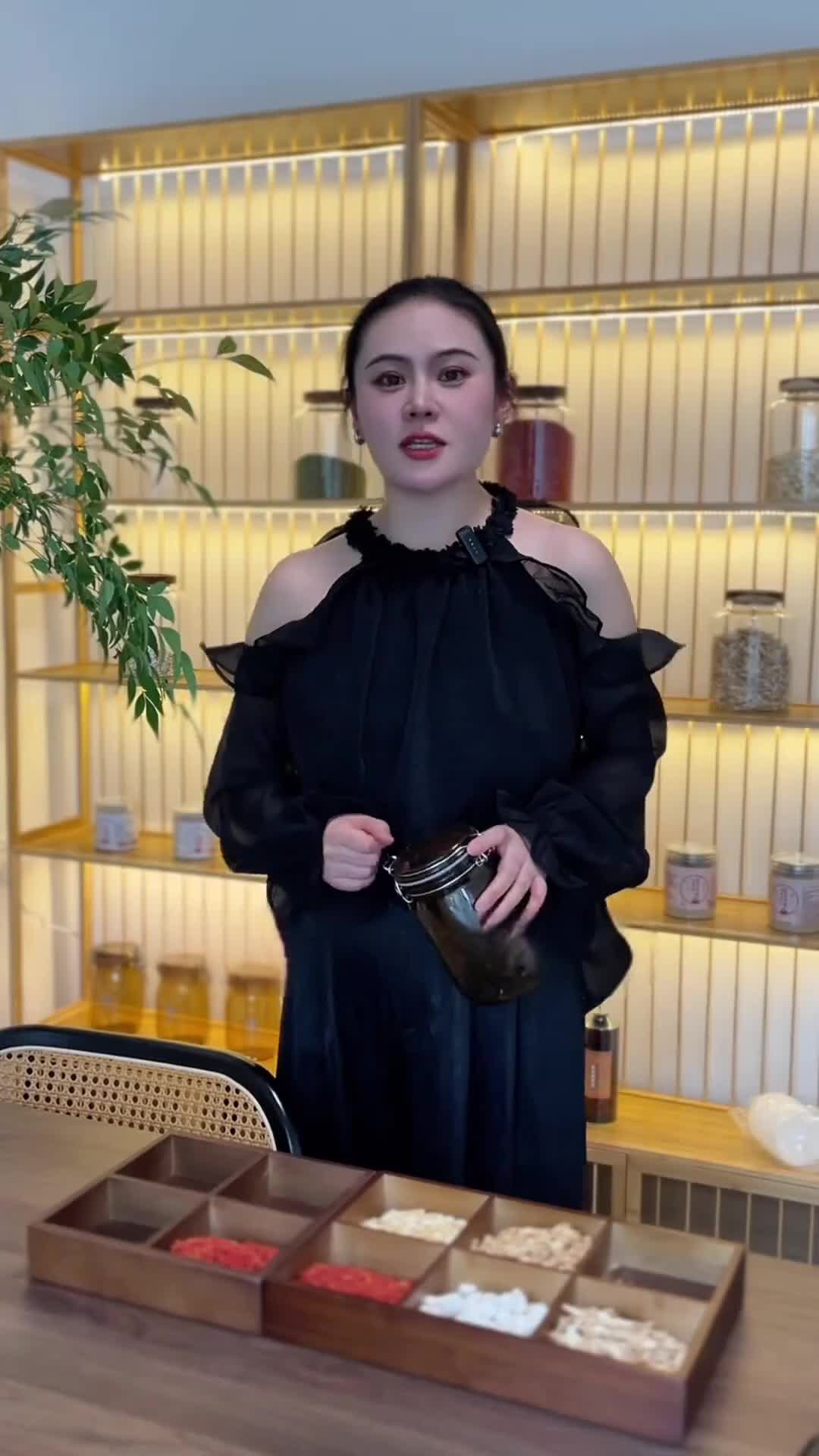 688b230ec95efa00488079e2