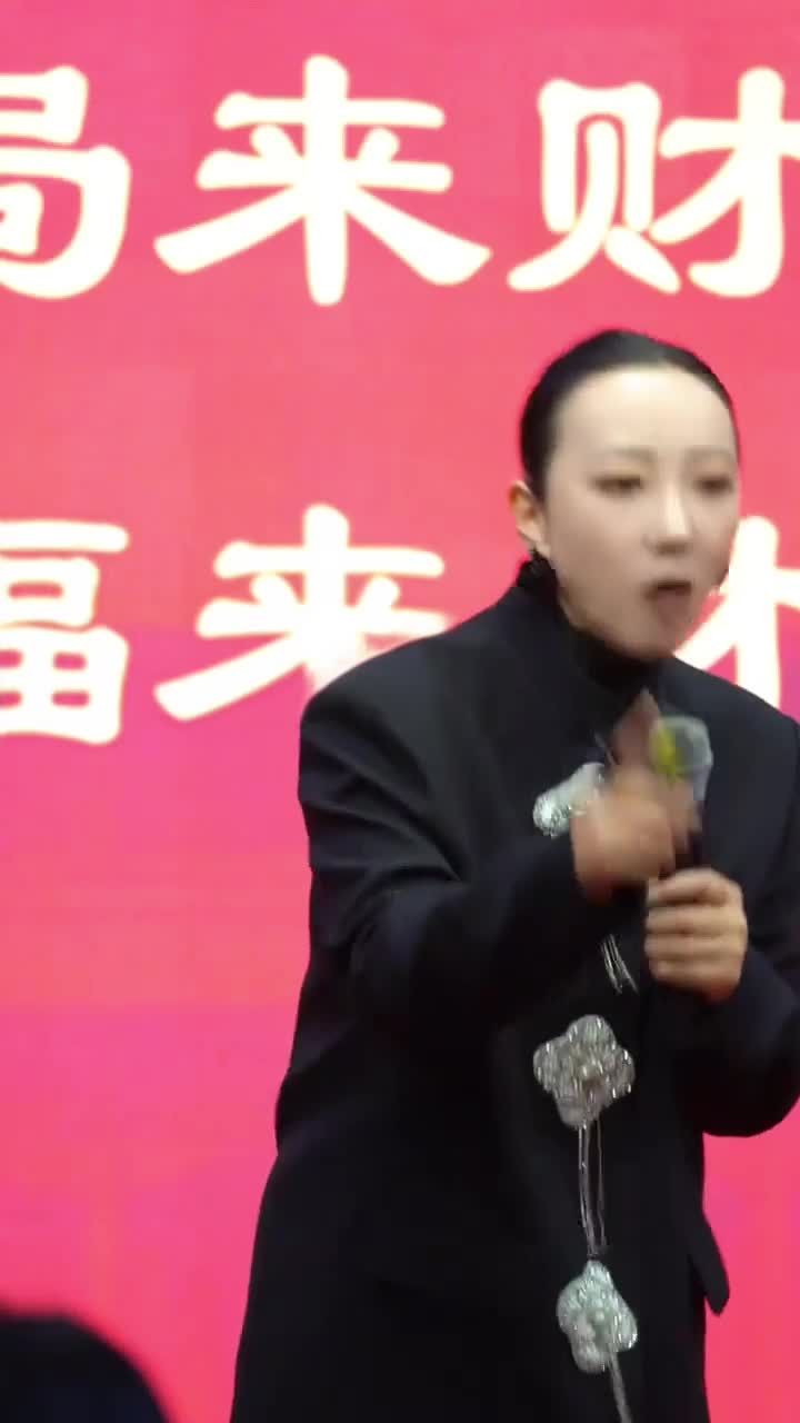 69d5ce2f7f28ce0060cb562e