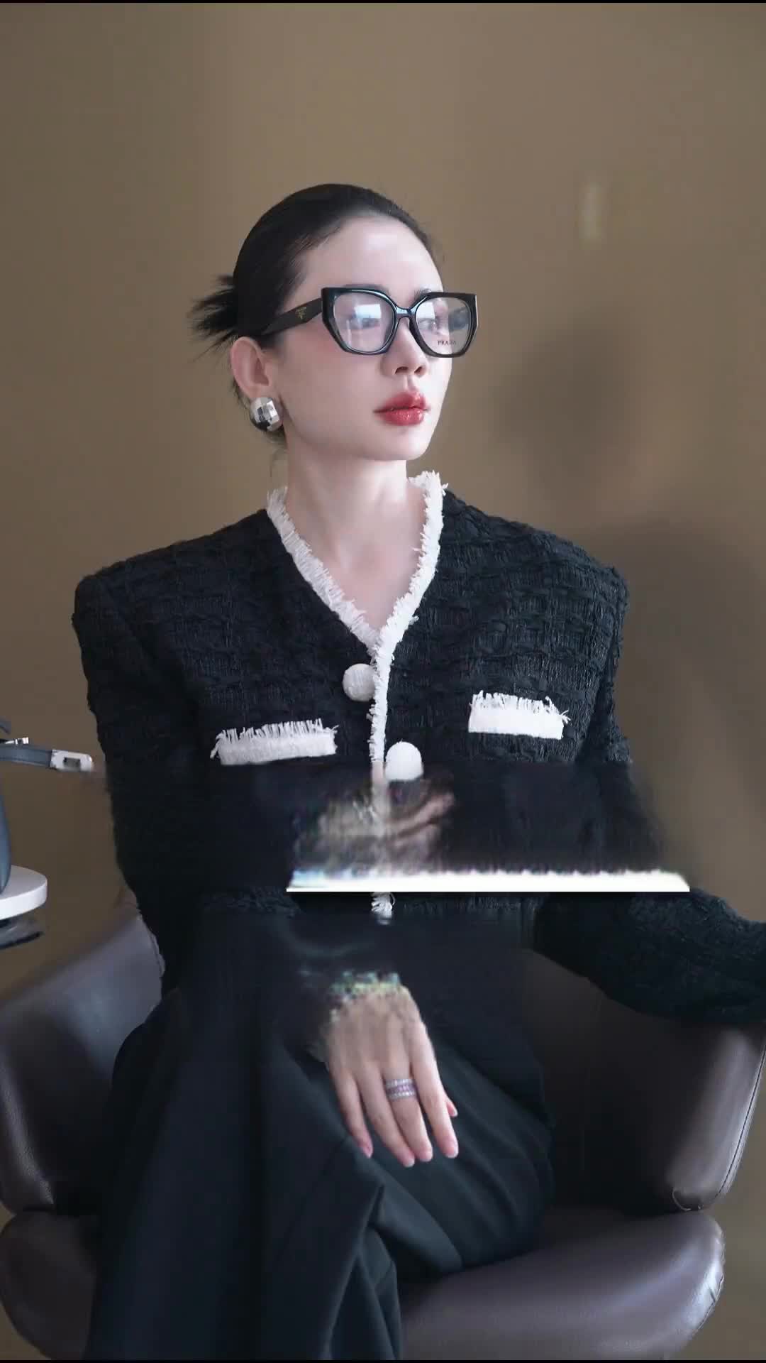 687b6c024842ca003ca3dbd2