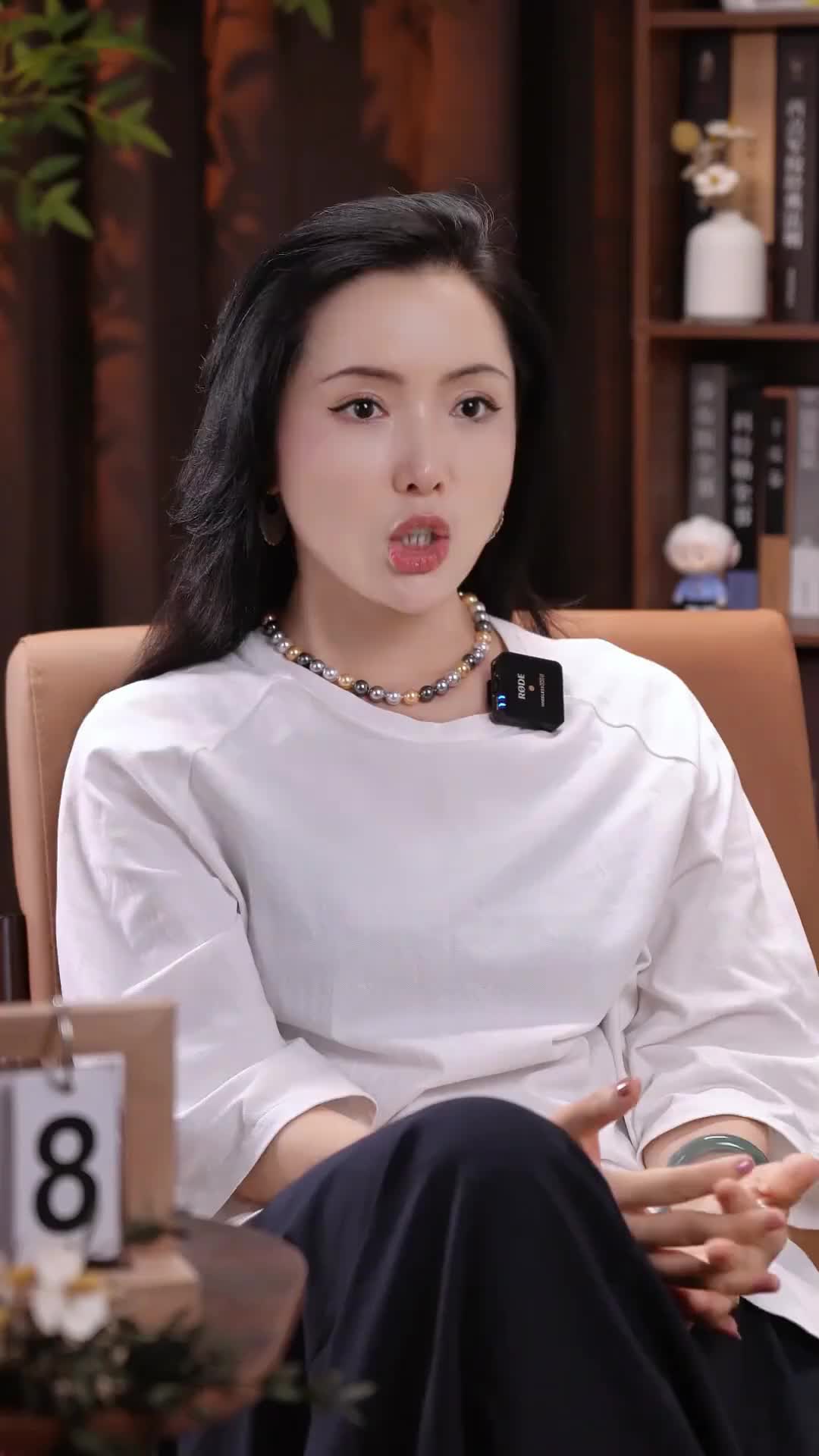 689f1a18a4cc160047454b1b