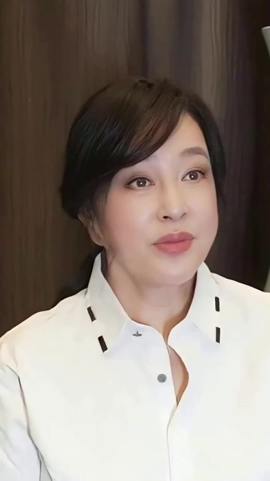 68f75763b7f2c70042757e33