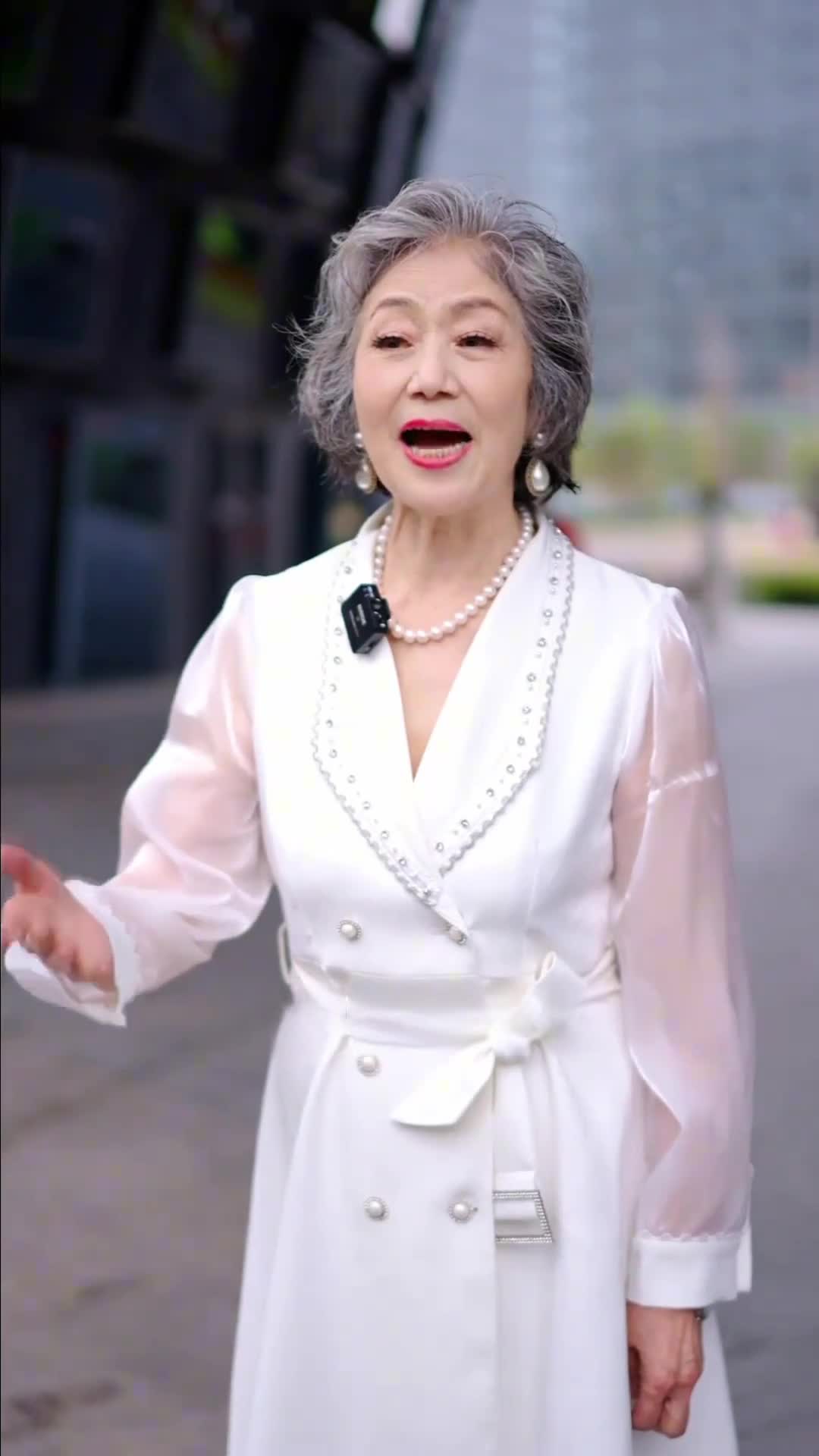 6853b9be951f71ec90a0f4bb