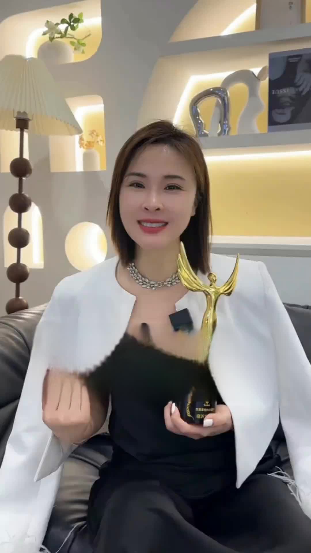 6805ec1228d4f3ad2e0b2cf5