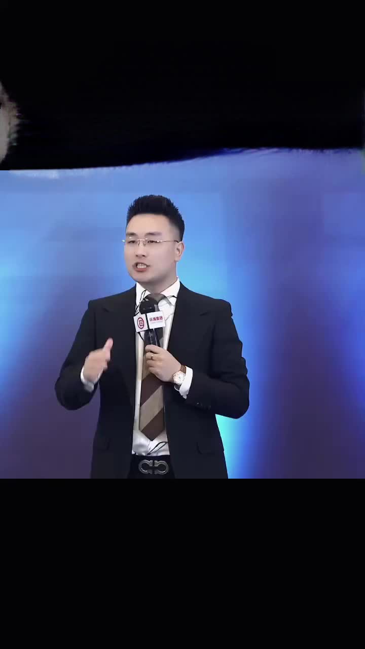 69c79dcd2c461300739cd033