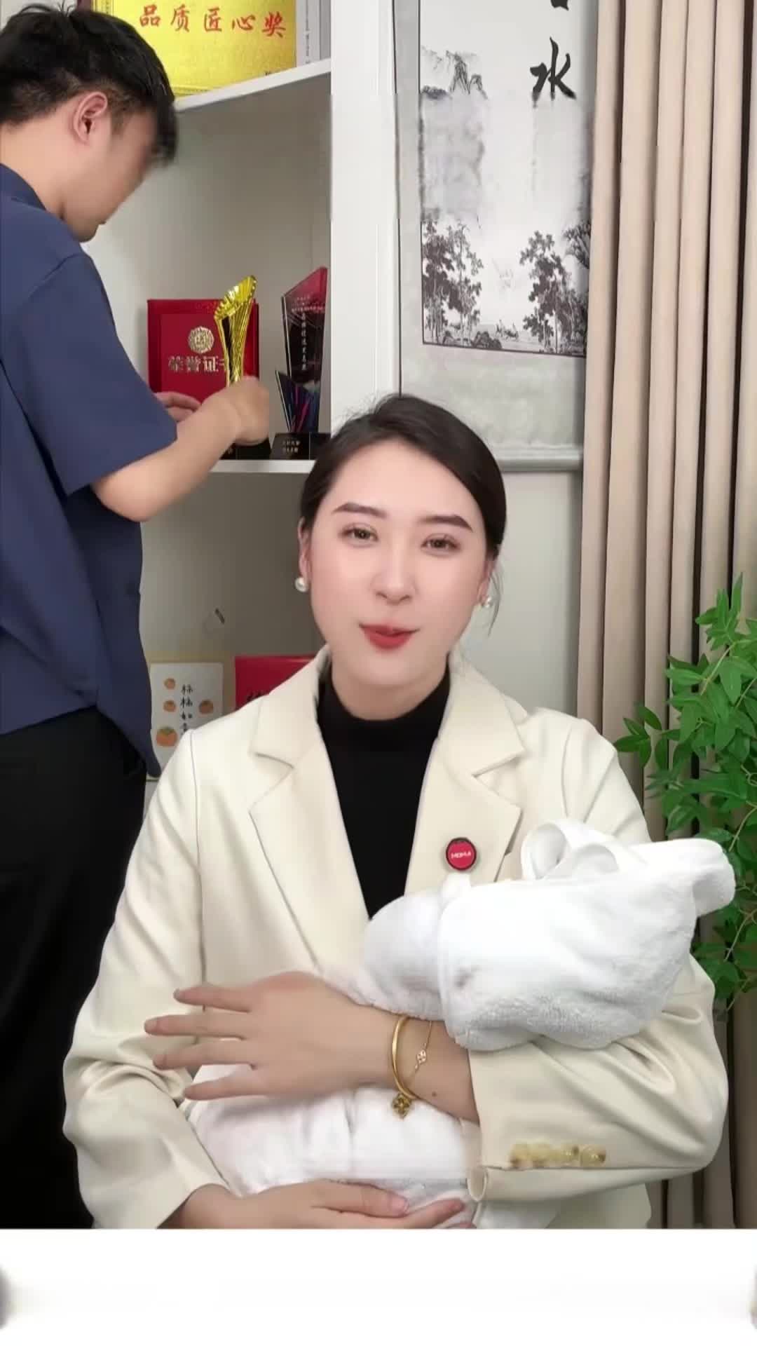 692966060ac043005ab8cbfd