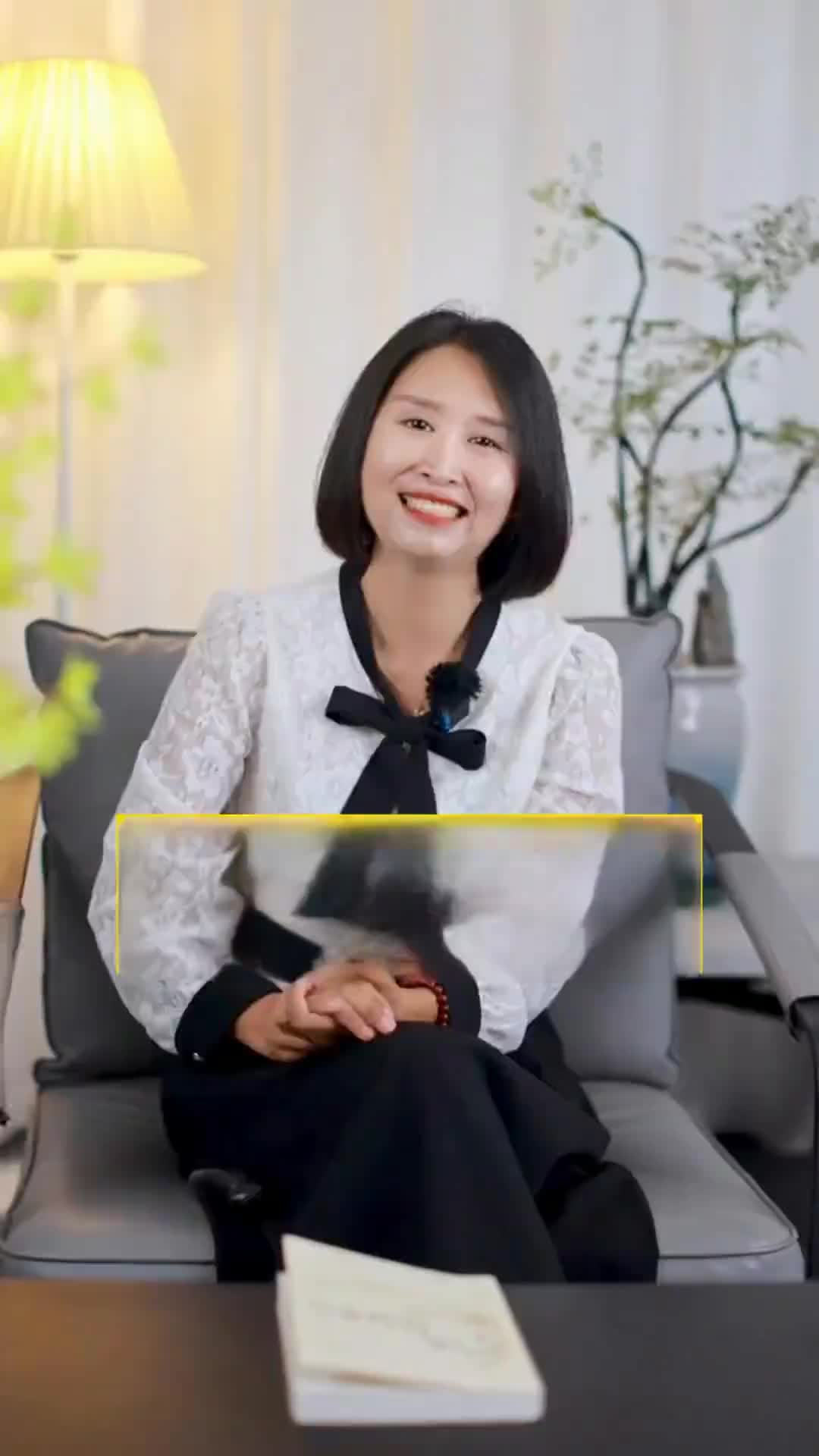 6835989907f257c4f7370e48